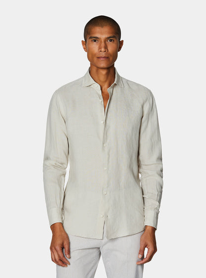 Camisa 100% lino con cuello semifrances