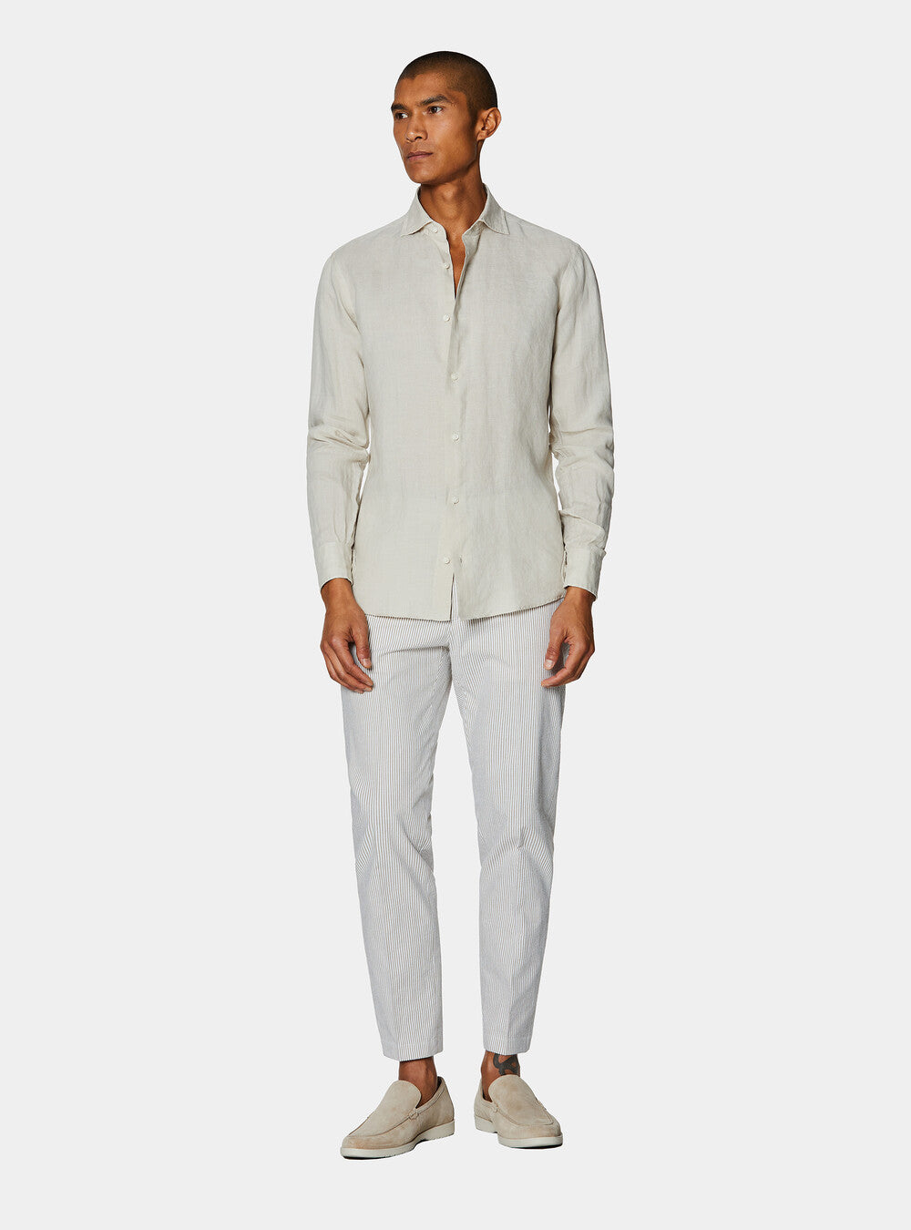 Camisa 100% lino con cuello semifrances