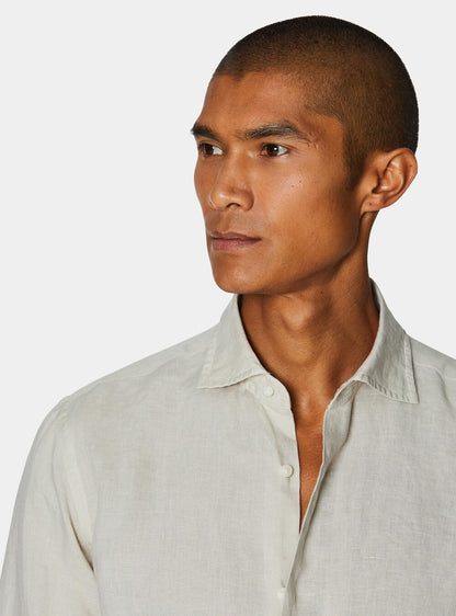 Camisa 100% lino con cuello semifrances