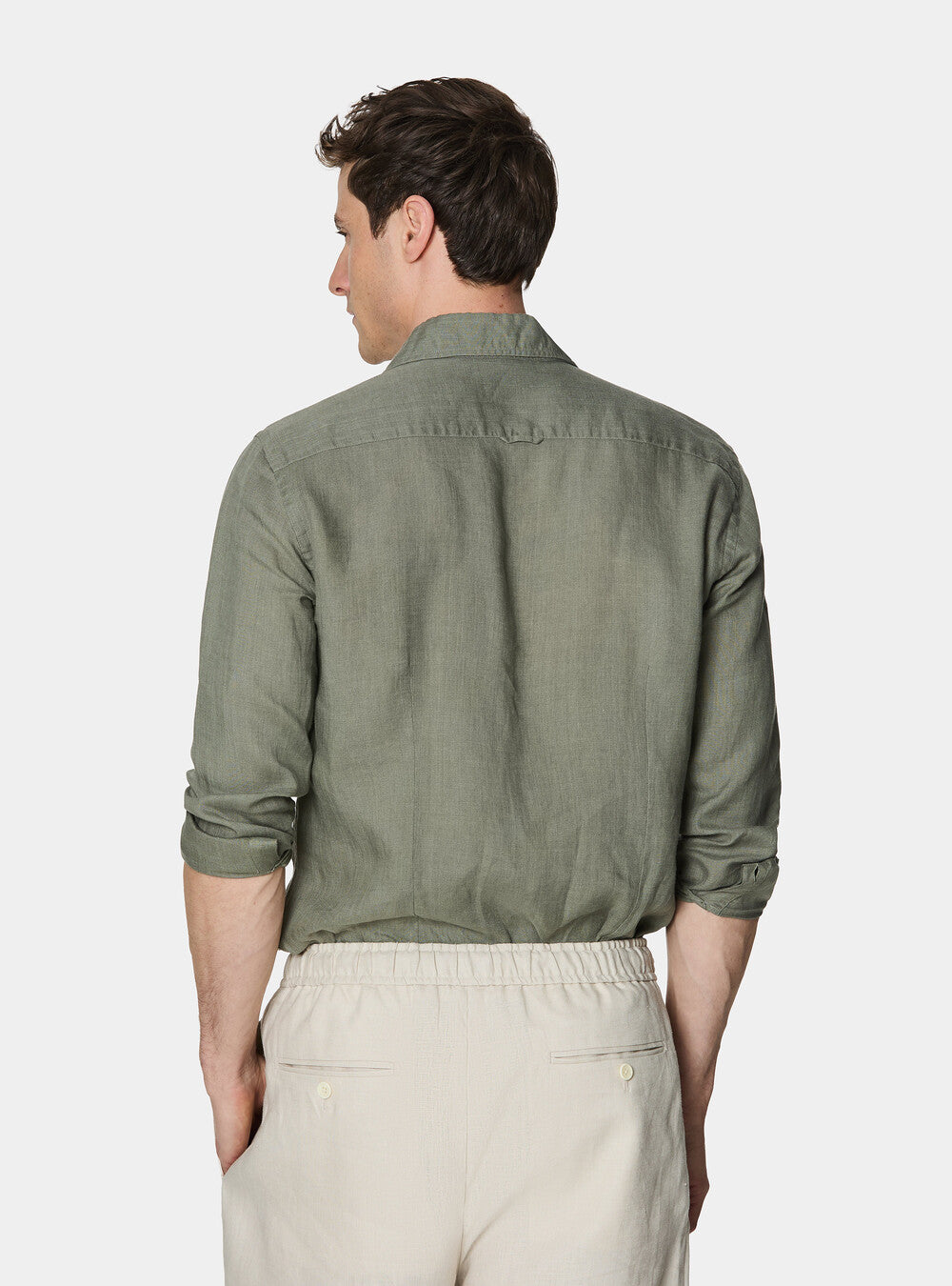 Camisa 100% lino con cuello semifrances