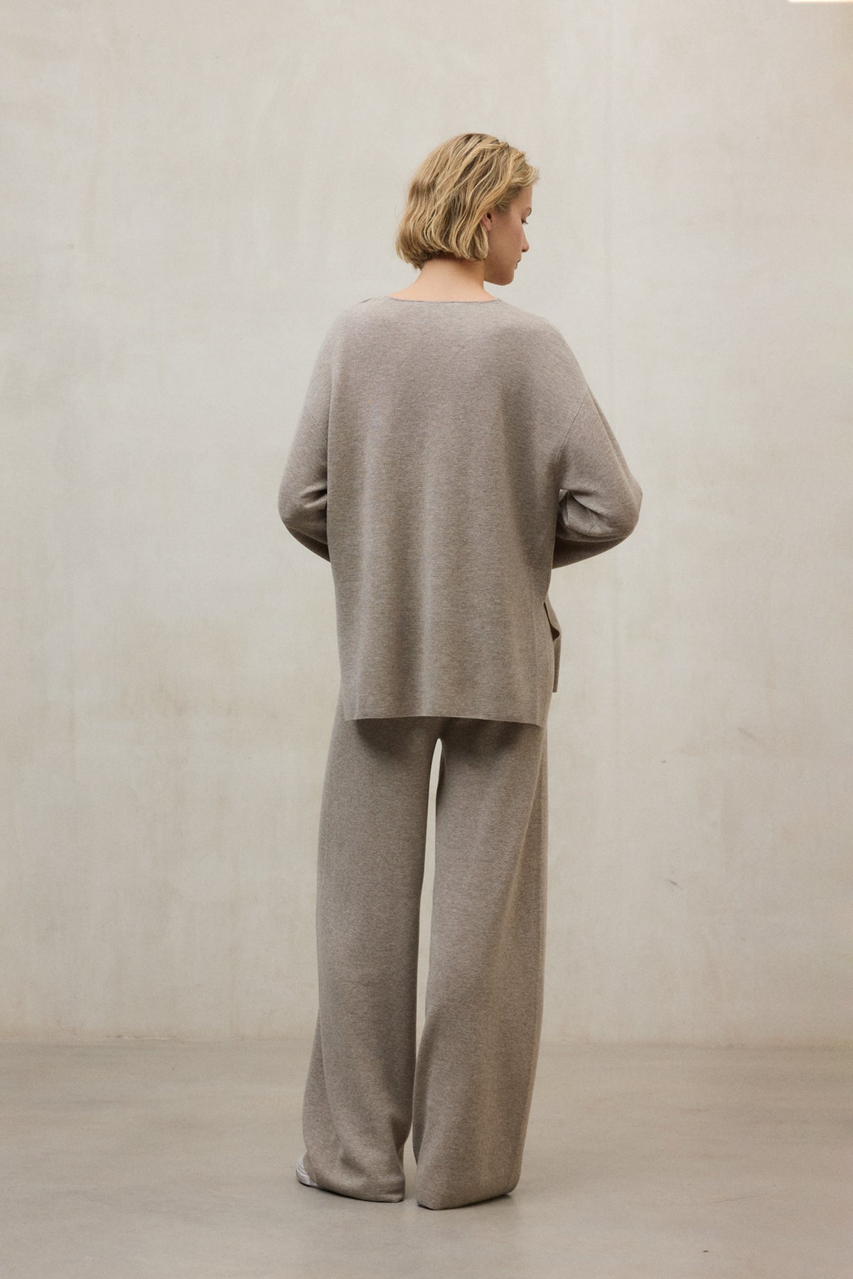BEGONIA KNIT WOMAN