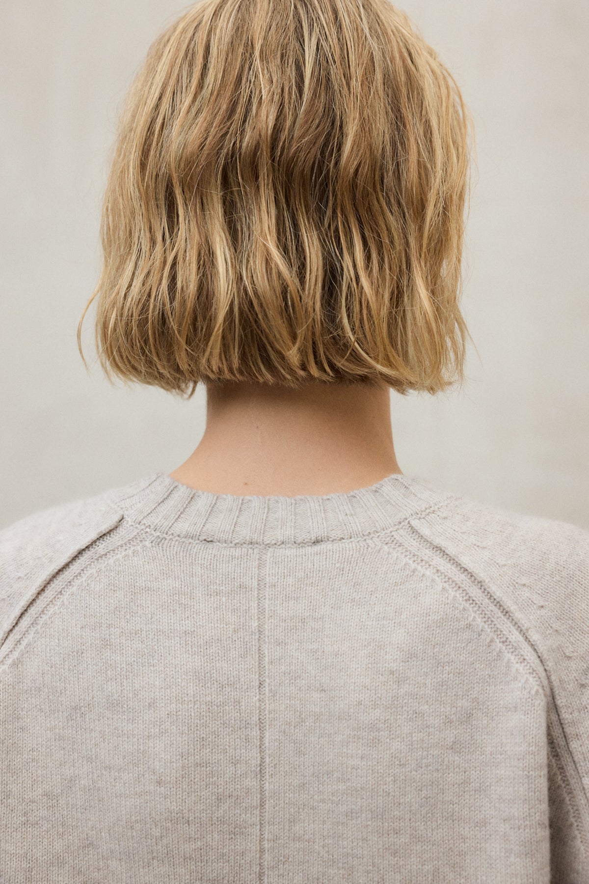 MOCAN KNIT WOMAN
