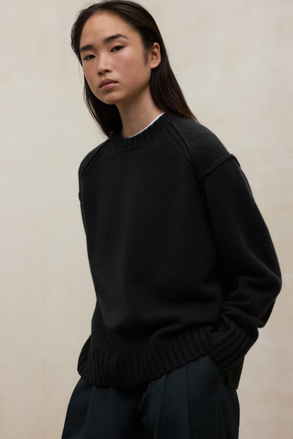 MOCAN KNIT WOMAN