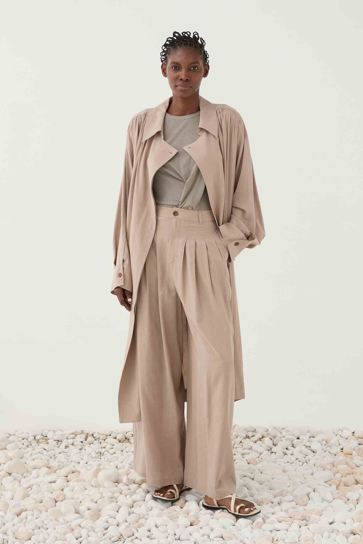 CHAQUETA BEIGE