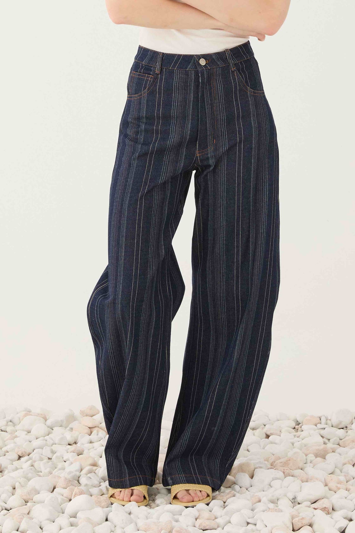 PANTALÓN AZUL